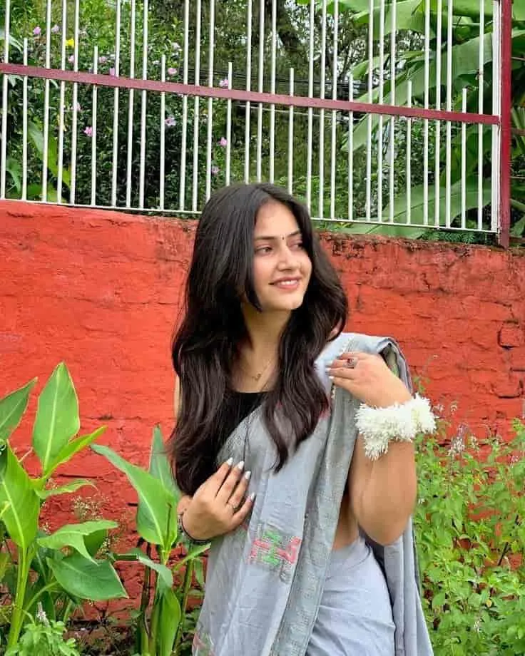 Cute Girl Pic