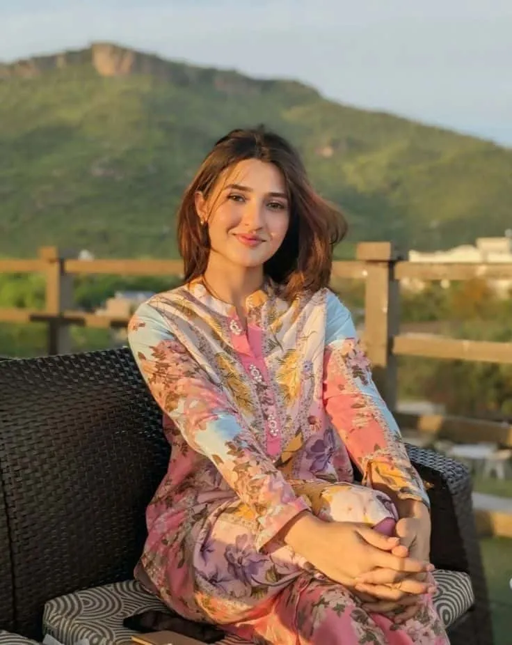 Cute Girl Pic