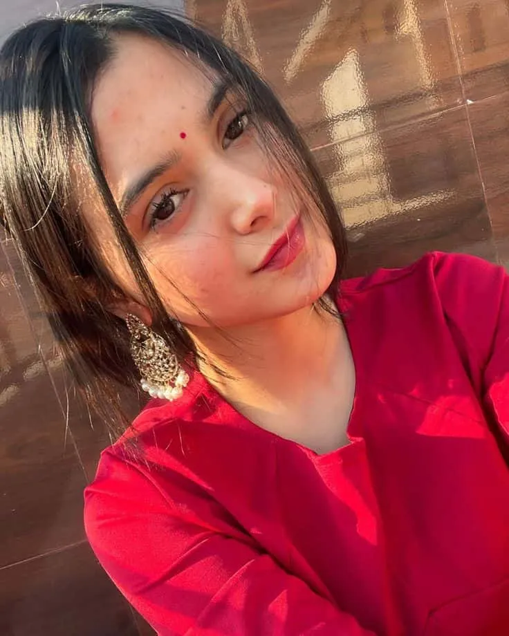 Cute Girls Whatsapp Dp