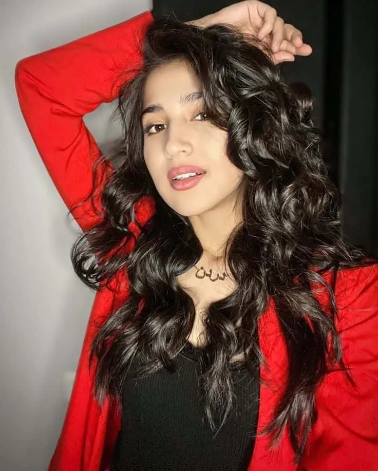 Profile Cute Girl Pic