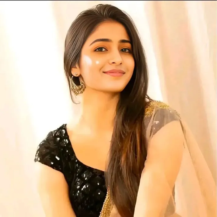 Profile Cute Girl Pic