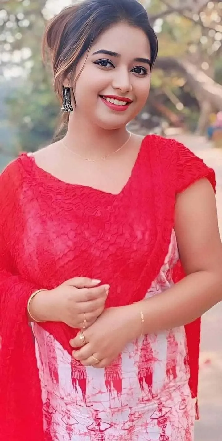 Simple Girl Photo Download