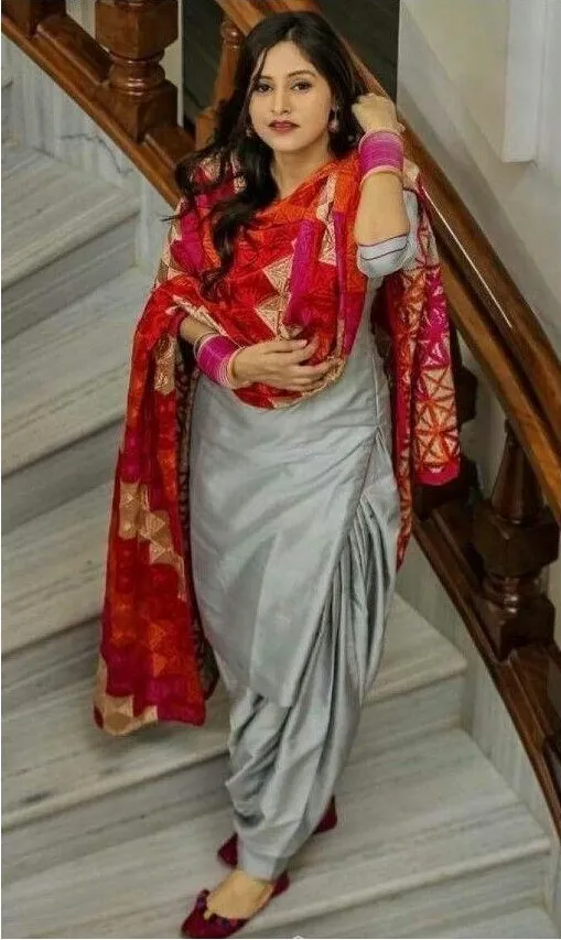 Simple Punjabi Girl Photo